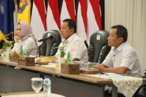 Pimpin Rapat Persiapan Acara Restocking Benih Ikan di Kabupaten Tulang Bawang
