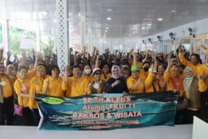 DKP Provinsi Lampung Bersama Alumni Fakultas Kedokteran Universitas Indonesia Gelar Bakti Sosial