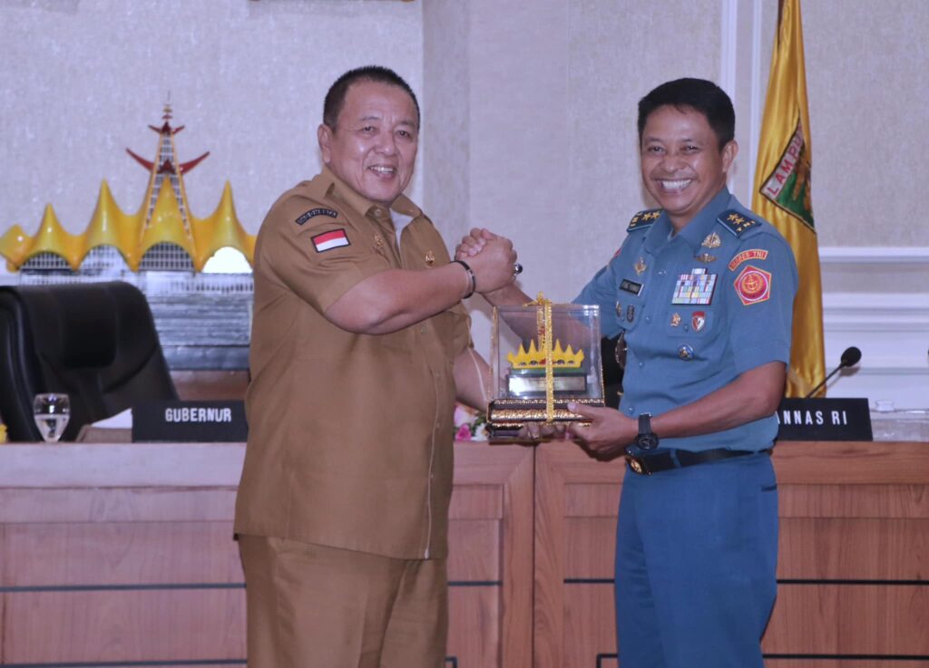 Gubernur Arinal  Menerima Kunjungan Studi Strategis Dalam Negeri PPRA LXVI Lemhannas