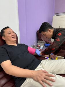 Rutin Donor Darah, Kiat Sehat Aries Sandi, Ditengah Padat Jadwal Kampanye