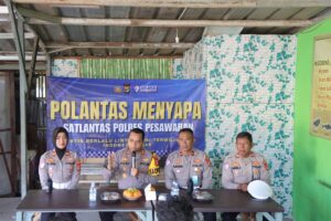 Bertajuk Polantas Menyapa, Satlantas Polres Pesawaran Jalin Sinergi Dengan Sopir Truk Ditugu Coklat