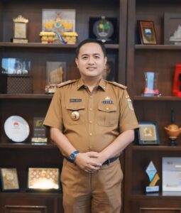 Gubernur Lampung Wajibkan Siswa Menulis Satu Halaman Setiap Hari, Dorong Gerakan Literasi Sekolah