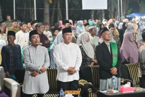 Wabup Pesawaran Ajak Masyarakat Teladani Akhlak Rasulullah Lewat Pengajian Maulid Nabi