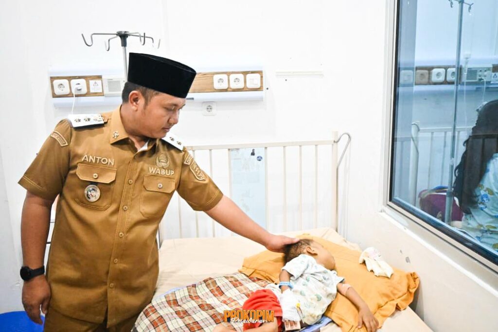 Wabup Pesawaran Kunjungi Balita Gizi Buruk, Pastikan Pelayanan Kesehatan Terpenuhi dengan Baik