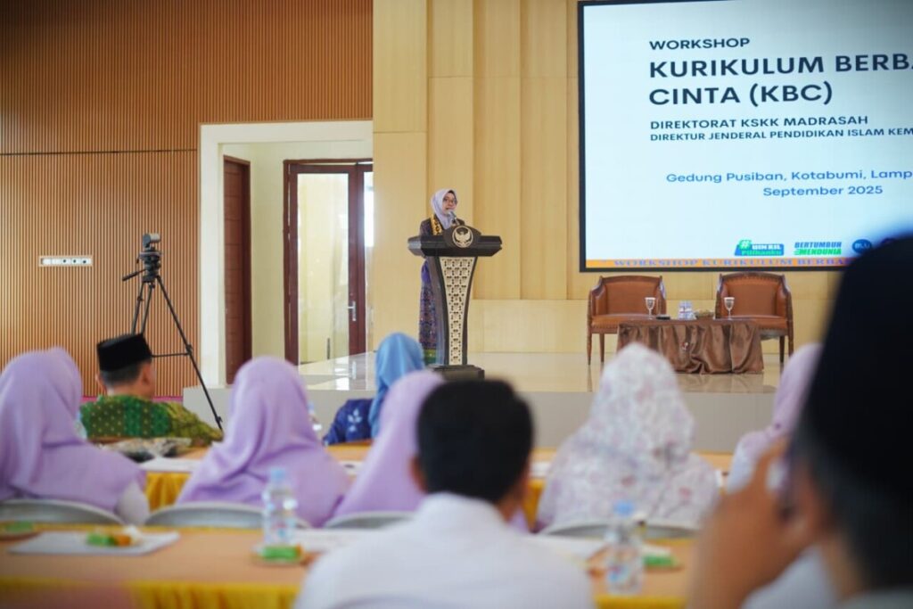 Direktur KSKK Madrasah Paparkan Kurikulum Berbasis Cinta untuk Generasi Masa Depan