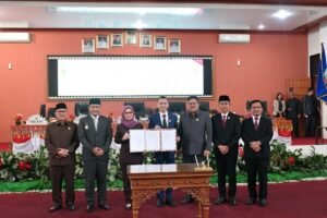 DPRD Pesawaran Sahkan Raperda Perubahan APBD 2025