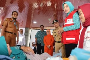 Ketua PMI Lampung Purnama Wulan Sari Kunjungi Lampung Barat, Gugah Semangat Relawan Kemanusiaan
