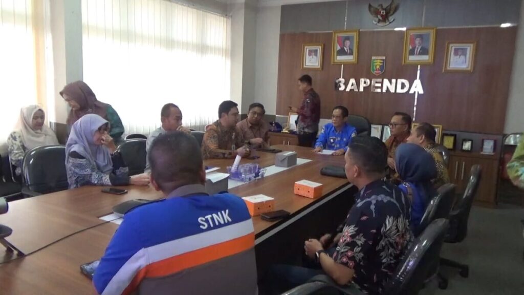 OJK Dorong Leasing di Lampung Permudah Layanan Bayar Pajak Kendaraan