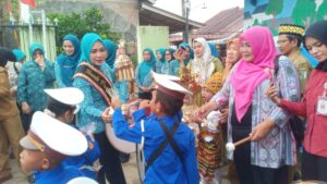 Ketua TP PKK Provinsi Lampung Resmikan Desa Sukajaya Lempasing Menjadi Desa Tapis