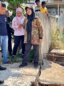 Walikota Eva Dwiana Sidak Perbaikan Jembatan di Jalan Cendana