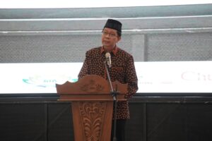Rektor UIN RIL Buka Konferensi Internasional Saintek dengan Tiga Bahasa Asing