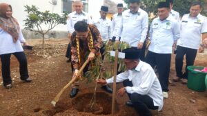 Kakanwil Kemenag Lampung Tekankan Pelayanan Prima Dan Integritas ASN Saat Kunker Ke Pesawaram