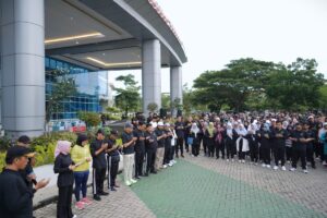 UIN RIL Gelar Jalan Sehat Meriahkan Dies Natalis ke-57 dan HAB ke-80