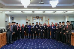 Sekdaprov Lantik dan Ambil Sumpah Jabatan 15 Pejabat Administrator Pemprov Lampung