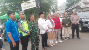 Peduli Antar Sesama. DPC Pospera Bagikan 700 Paket Takjil Di Kotabumi