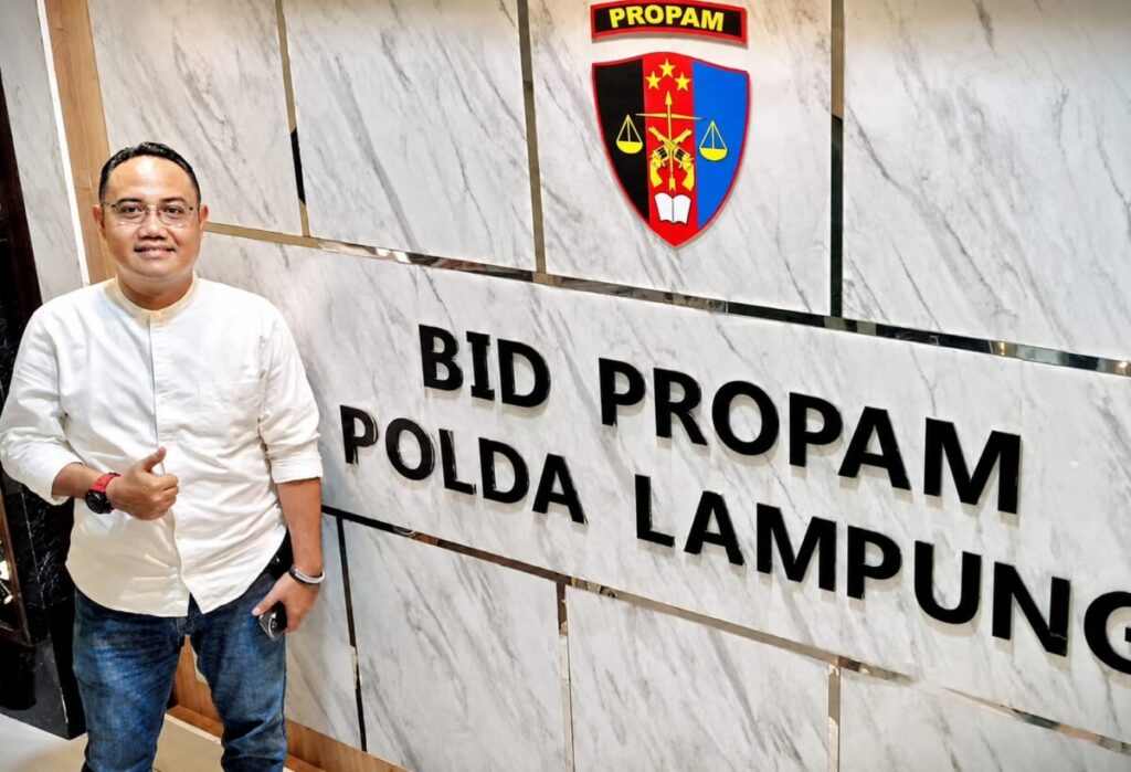 Nama Baik Dipertaruhkan di Ruang Publik, Herman Serahkan Bukti Tambahan ke Polda Lampung