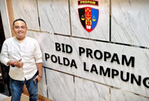 Nama Baik Dipertaruhkan di Ruang Publik, Herman Serahkan Bukti Tambahan ke Polda Lampung