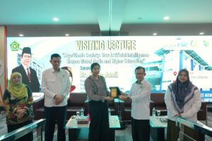 Bahas AI dan Pendidikan Tinggi, FST dan Pusat SALI LPM Hadirkan Akademisi University of Nottingham Ningbo China