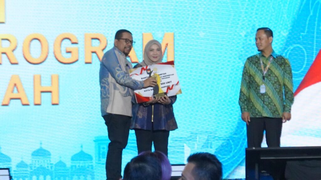 Sukseskan Program 3 juta rumah, Pemkot Bandar Lampung Kembali Raih Penghargaan