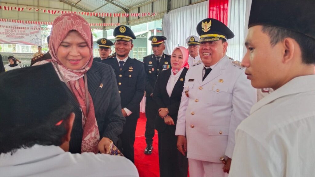 Remisi HUT ke-81 RI, Tiga Narapidana Rutan Sukadana Resmi Bebas
